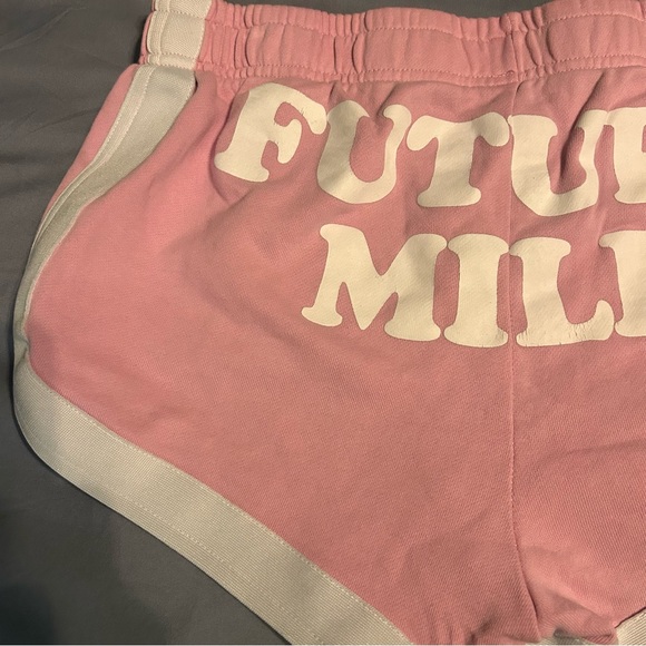 Danny Duncan Future MILF Shorts - Picture 12 of 12